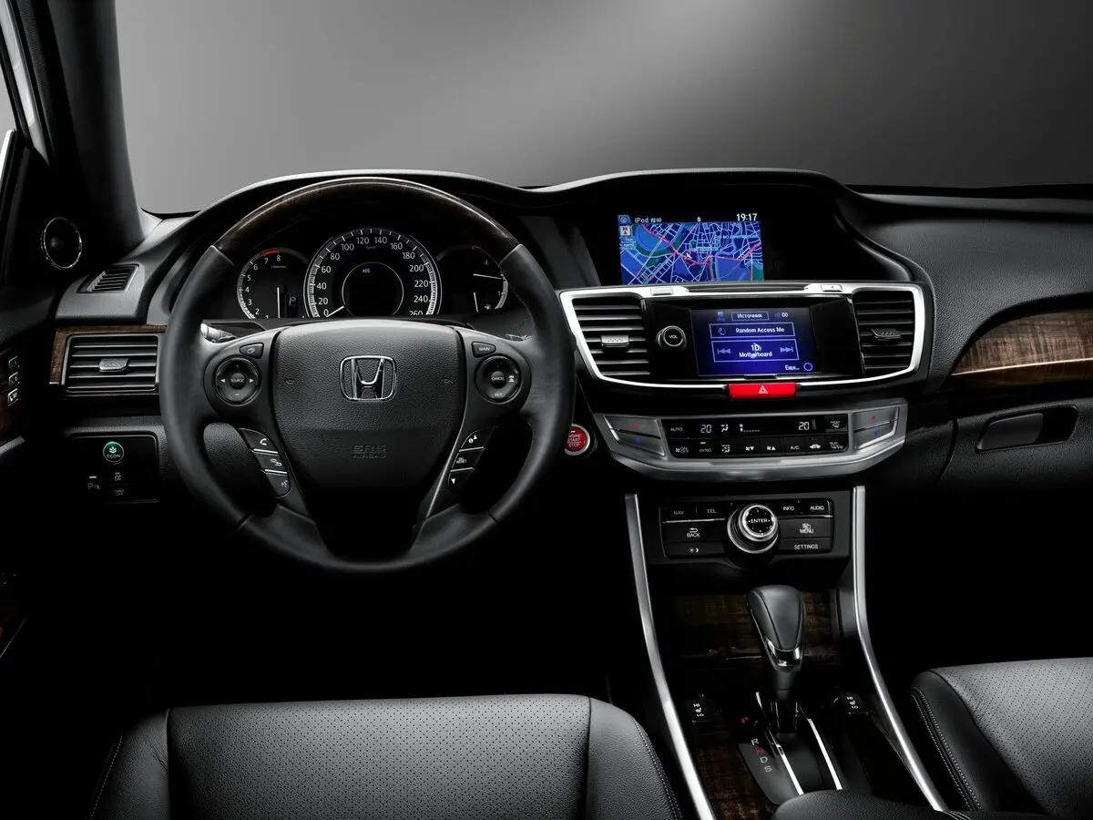Honda Accord IX Рестайлинг (CIS) Седан — фото 5