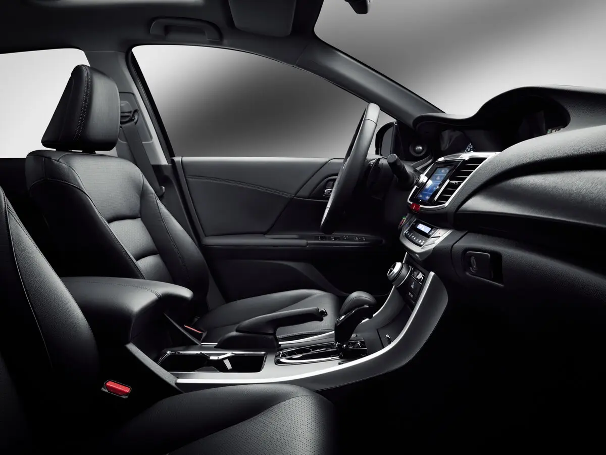 Honda Accord IX Рестайлинг (CIS) Седан — фото 7