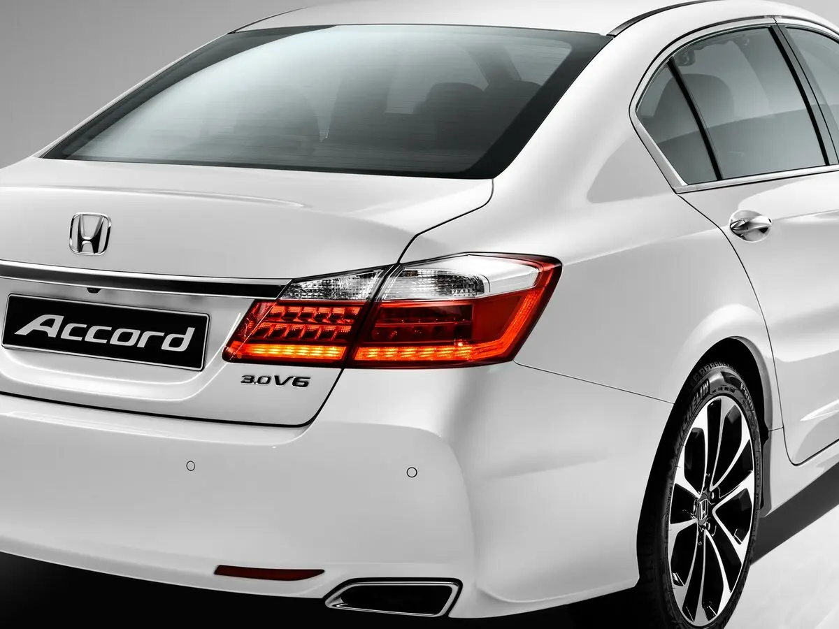 Honda Accord IX Рестайлинг (CIS) Седан — фото 12