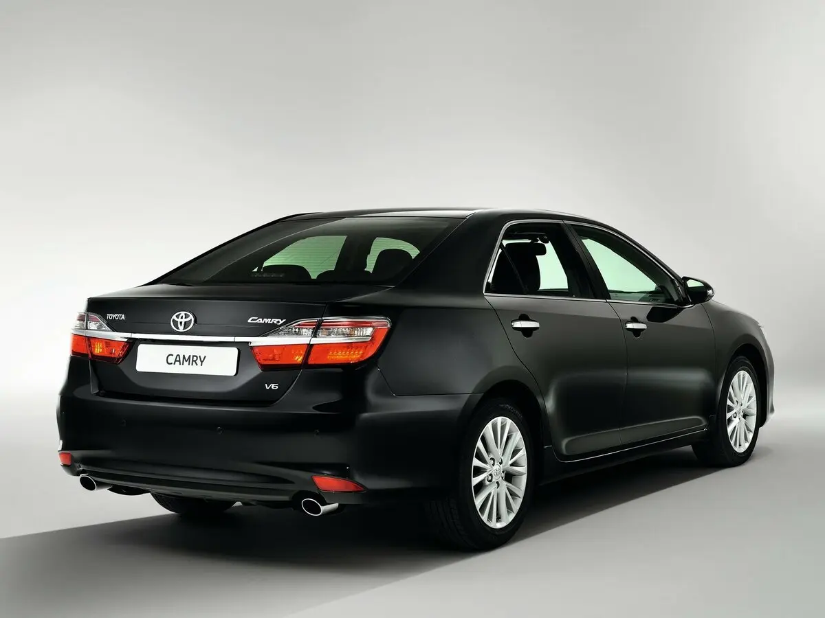 Toyota Camry VII (XV50) Рестайлинг Седан — сүрөт 5