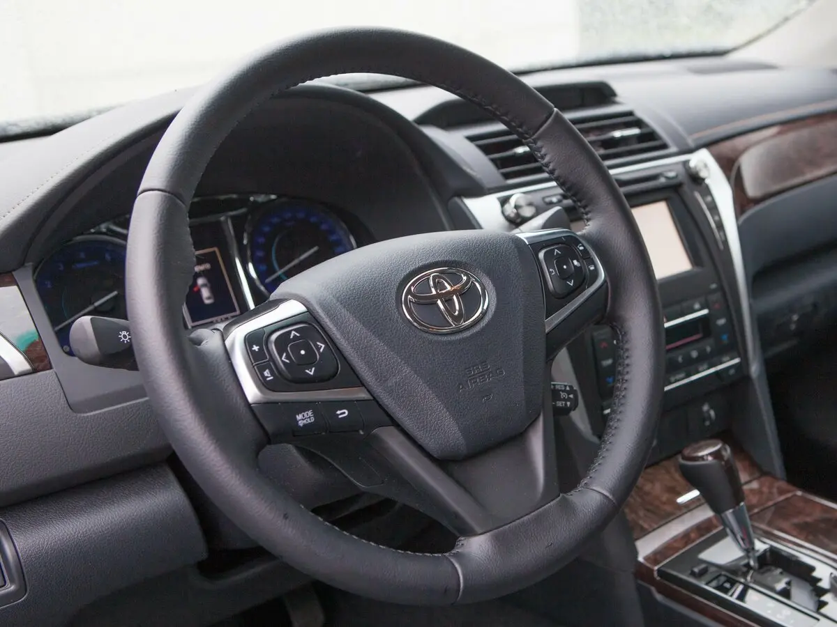 Toyota Camry VII (XV50) Рестайлинг Седан — сүрөт 10