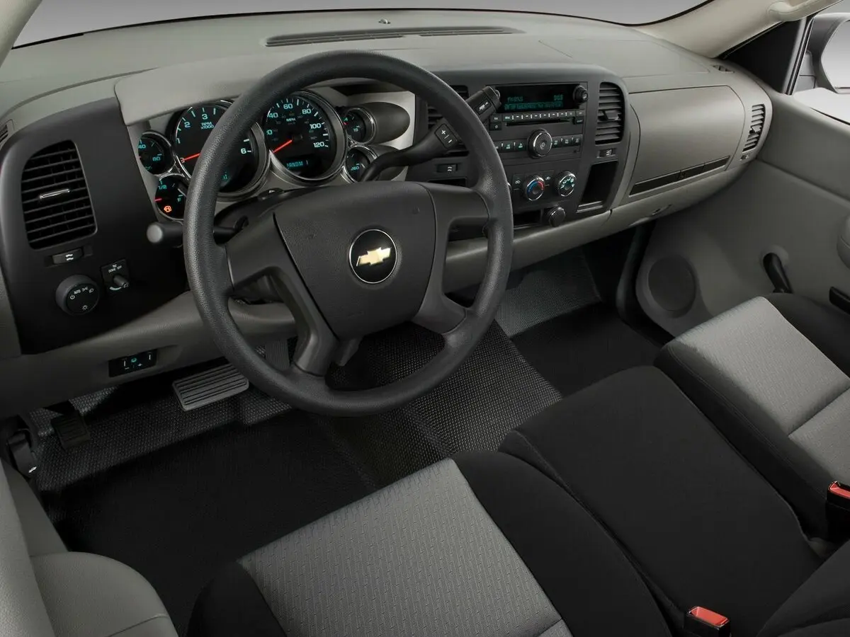 Chevrolet Silverado II (GMT900) Пикап Одинарная кабина — photo 5