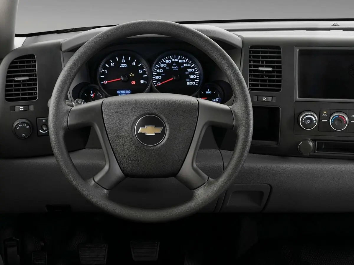 Chevrolet Silverado II (GMT900) Пикап Одинарная кабина — photo 6