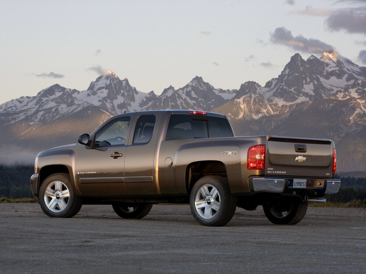 Chevrolet Silverado II (GMT900) Пикап Полуторная кабина Extended Cab