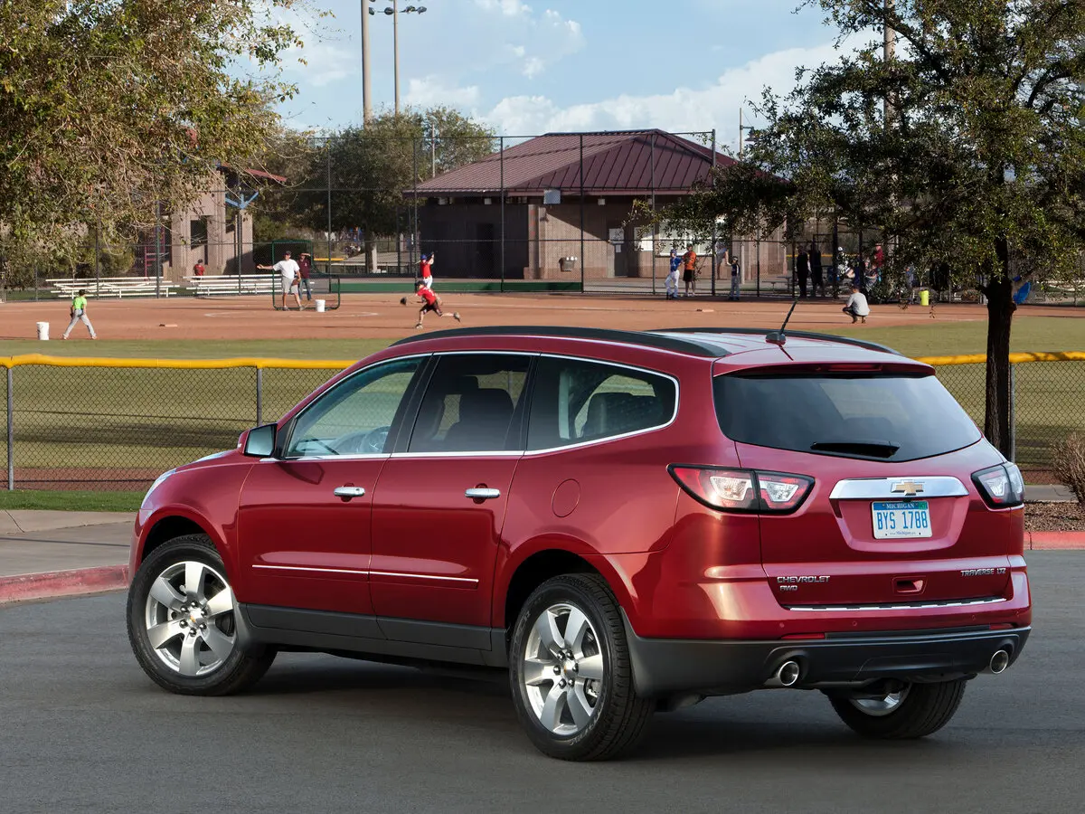 Chevrolet Traverse I Рестайлинг Внедорожник 5 дв. — photo 4