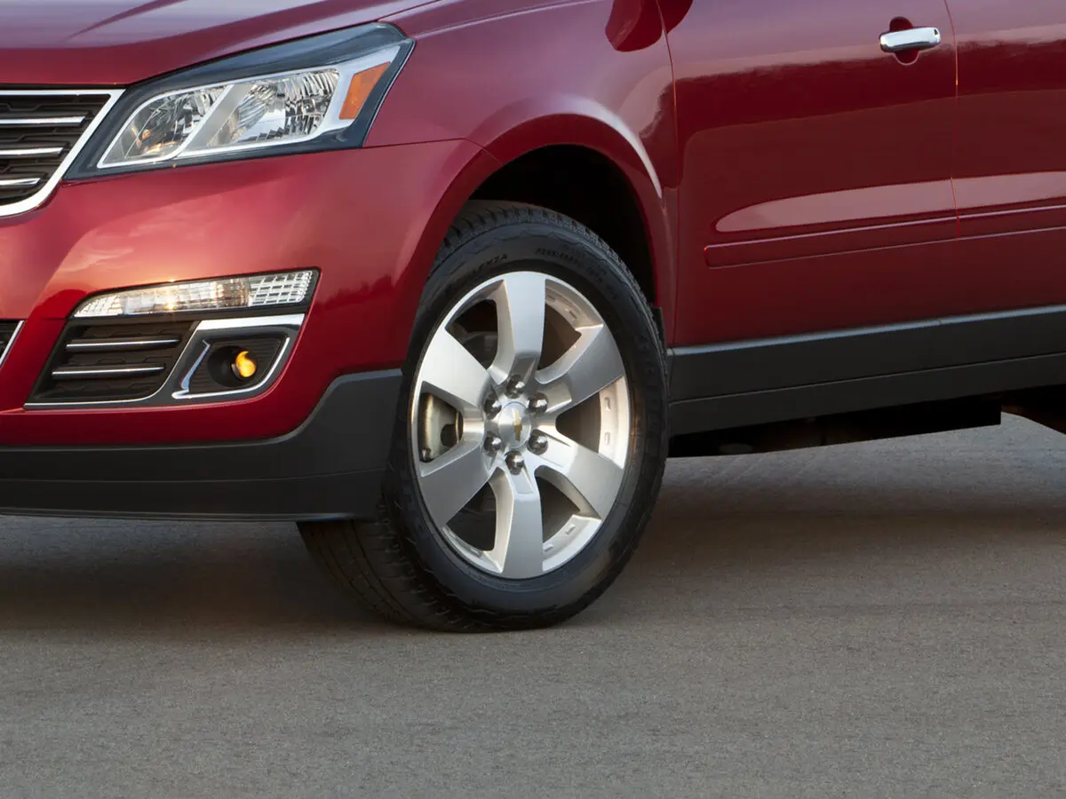 Chevrolet Traverse I Рестайлинг Внедорожник 5 дв. — photo 12