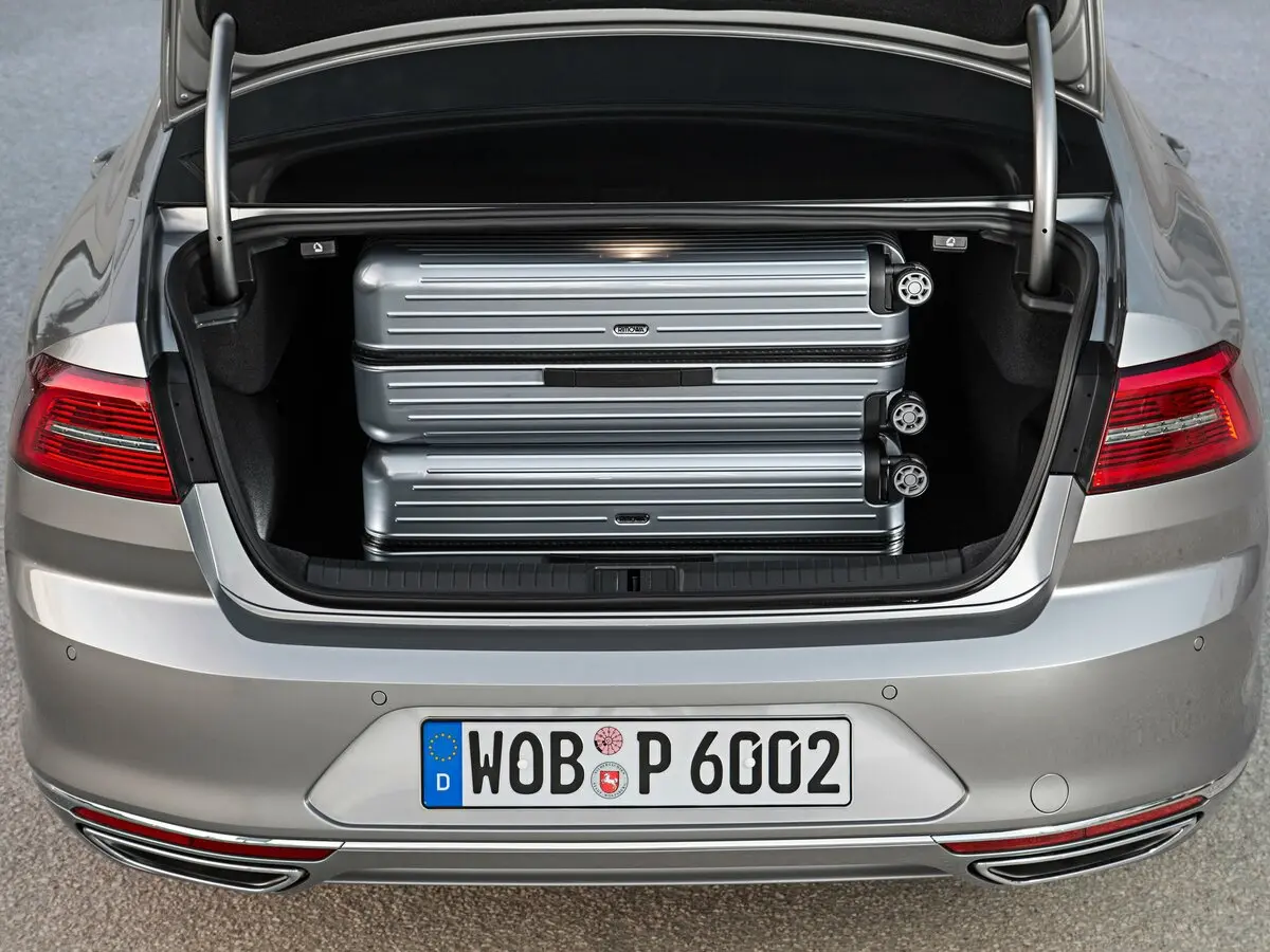 Volkswagen Passat B8 Седан — фото 12