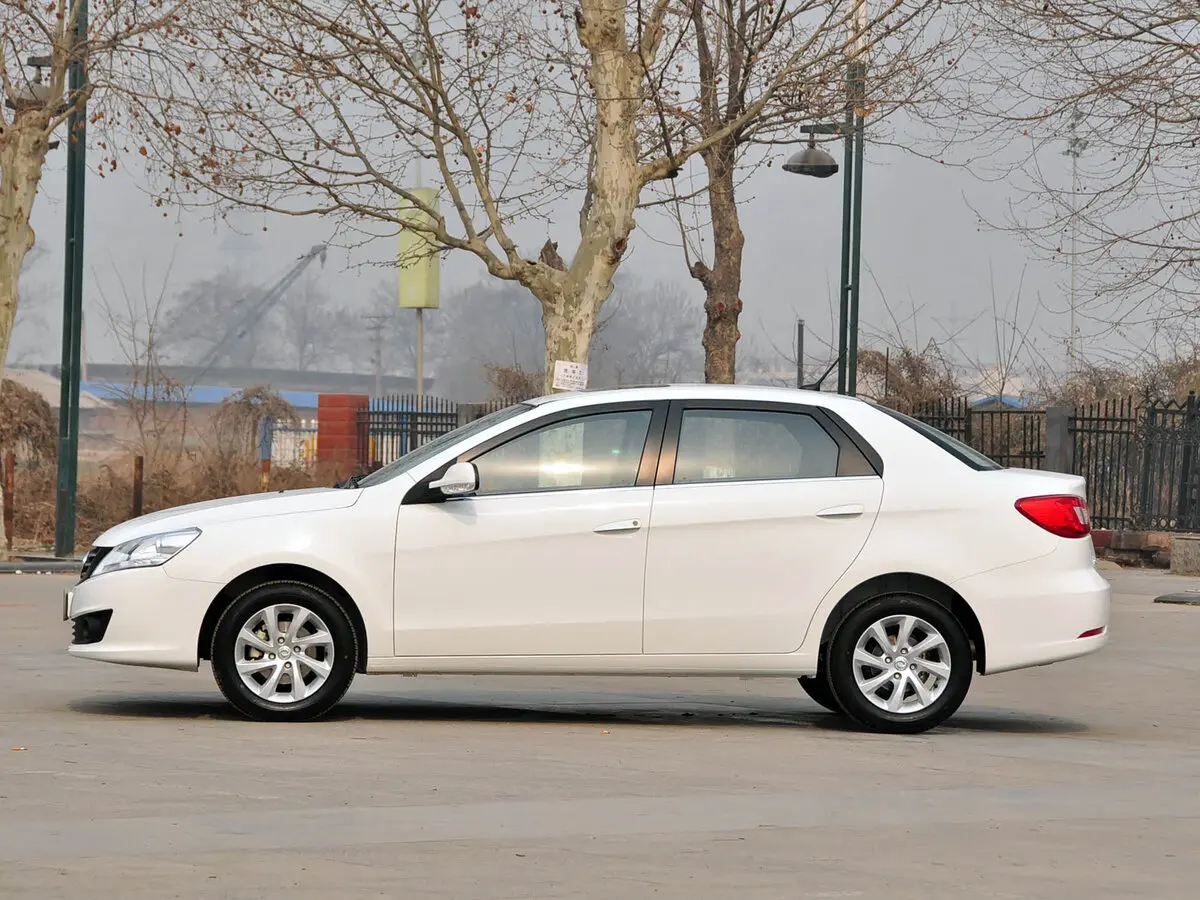 Dongfeng S30 2013 – 2017 Седан — сүрөт 2