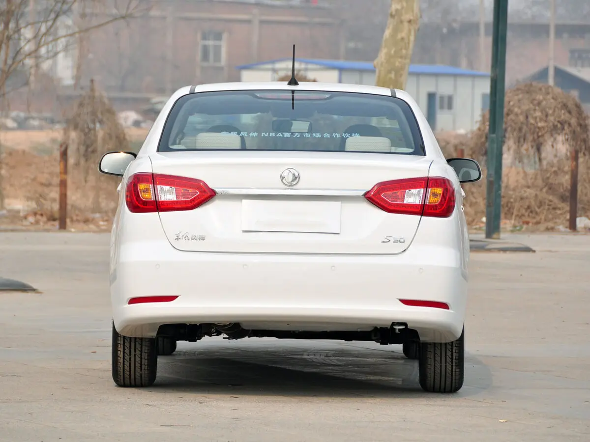 Dongfeng S30 2013 – 2017 Седан — сүрөт 4