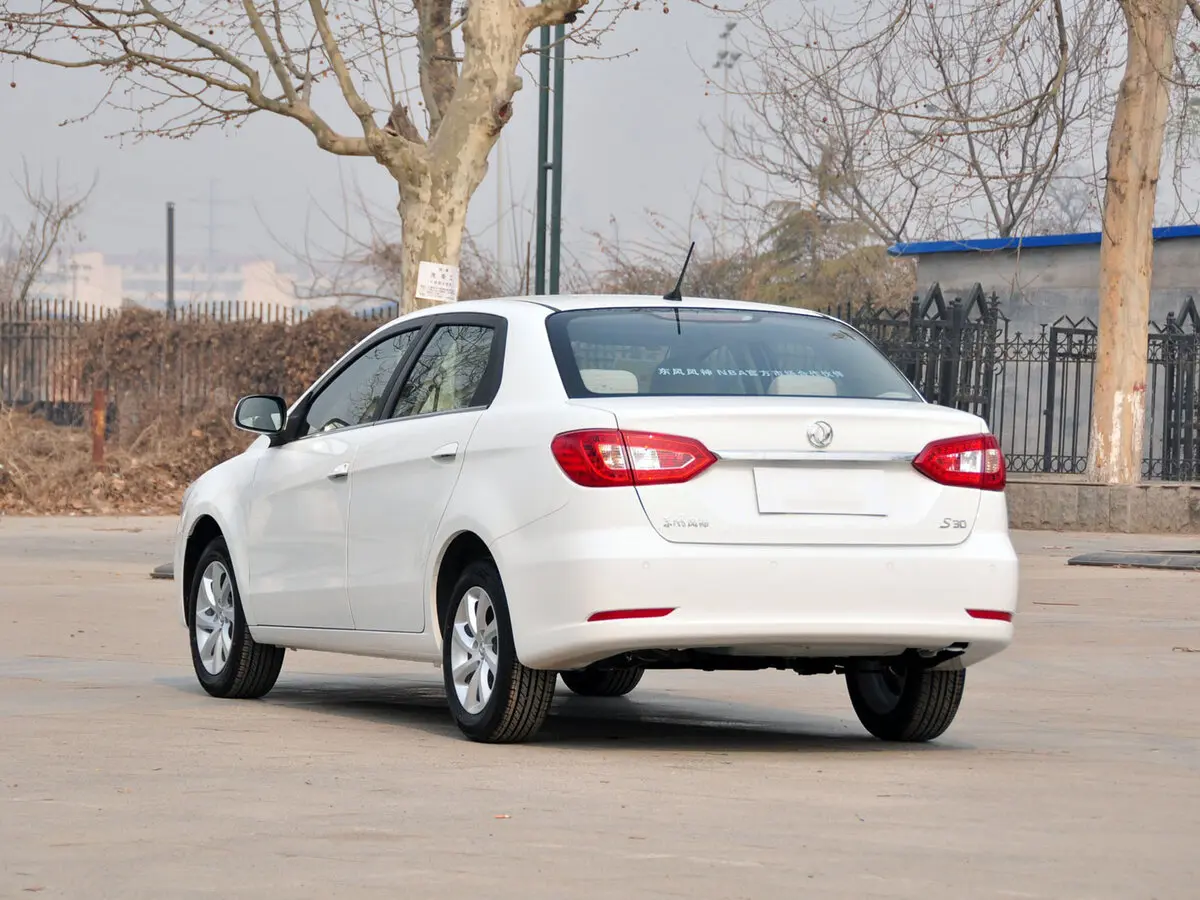Dongfeng S30 2013 – 2017 Седан — сүрөт 5