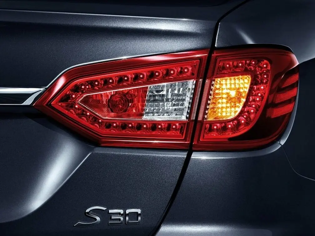 Dongfeng S30 2013 – 2017 Седан — сүрөт 8