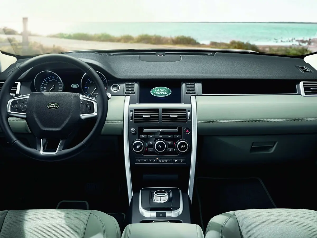 Land Rover Discovery Sport I Внедорожник 5 дв. — photo 6