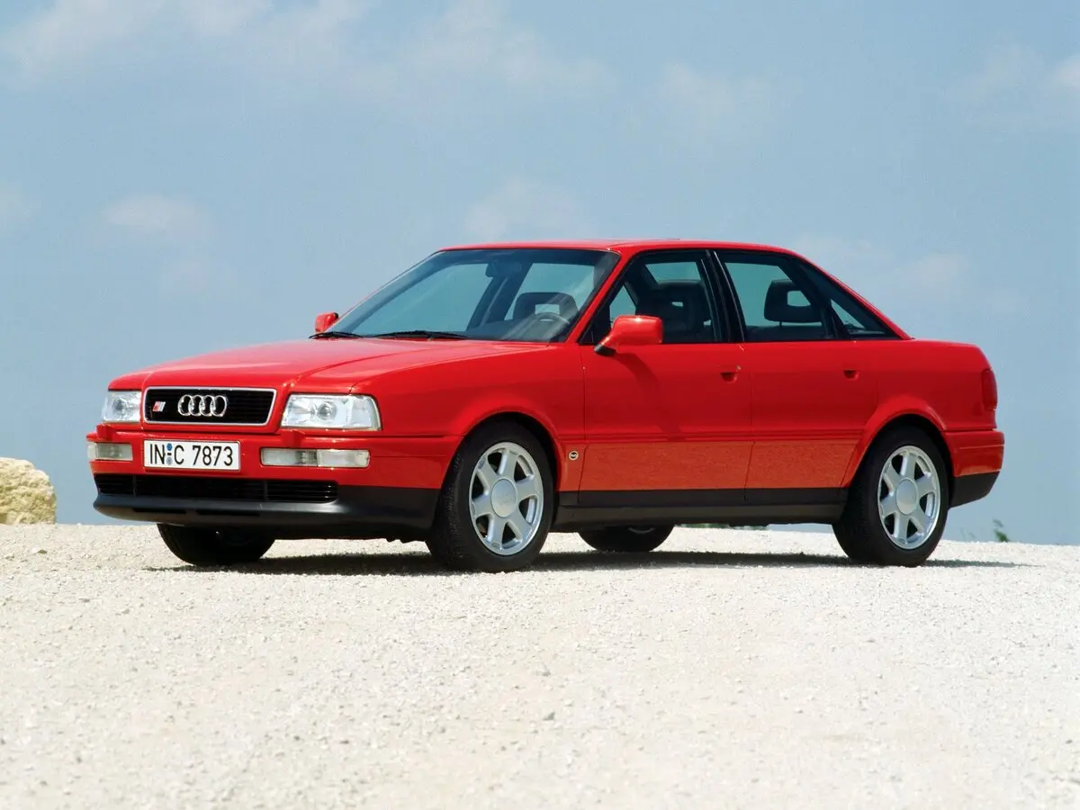 Audi S2 I Седан