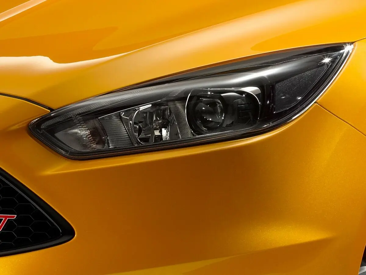 Ford Focus ST III Рестайлинг Хэтчбек 5 дв. — сүрөт 11