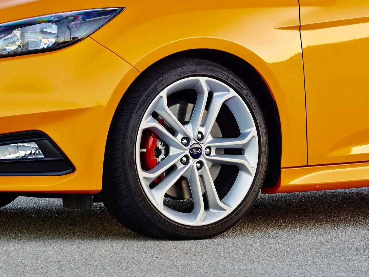 Ford Focus ST III Рестайлинг Хэтчбек 5 дв. — сүрөт 15