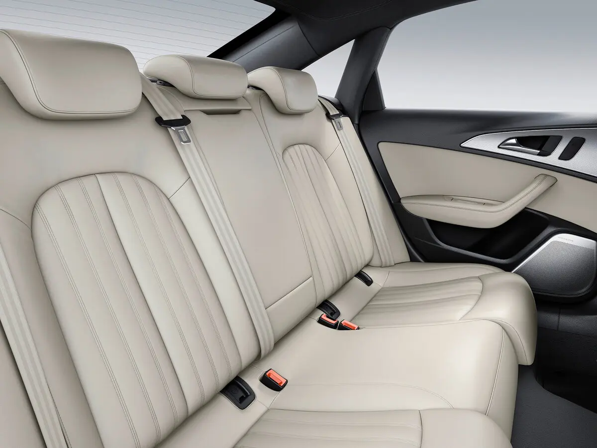 Audi A6 IV (C7) Рестайлинг Седан — photo 10