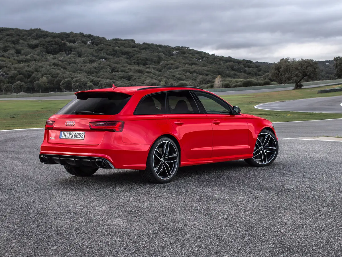 Audi RS 6 III (C7) Рестайлинг Универсал 5 дв. — сүрөт 5