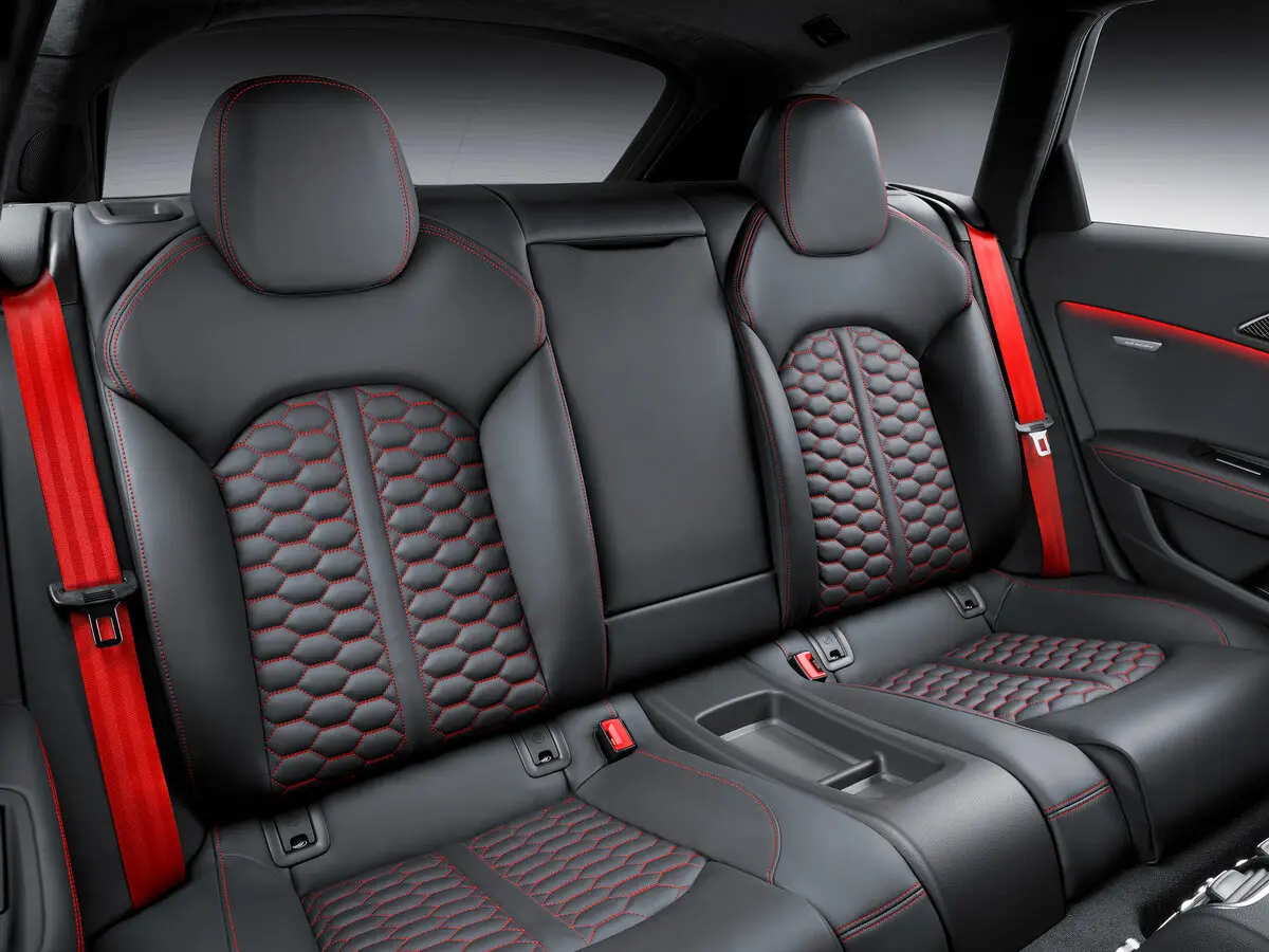 Audi RS 6 III (C7) Рестайлинг Универсал 5 дв. — сүрөт 12