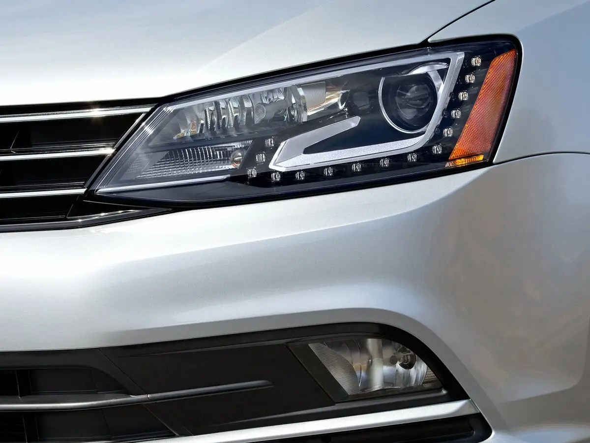 Volkswagen Jetta VI Рестайлинг Седан — фото 11