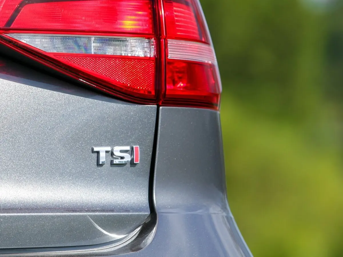Volkswagen Jetta VI Рестайлинг Седан — фото 12