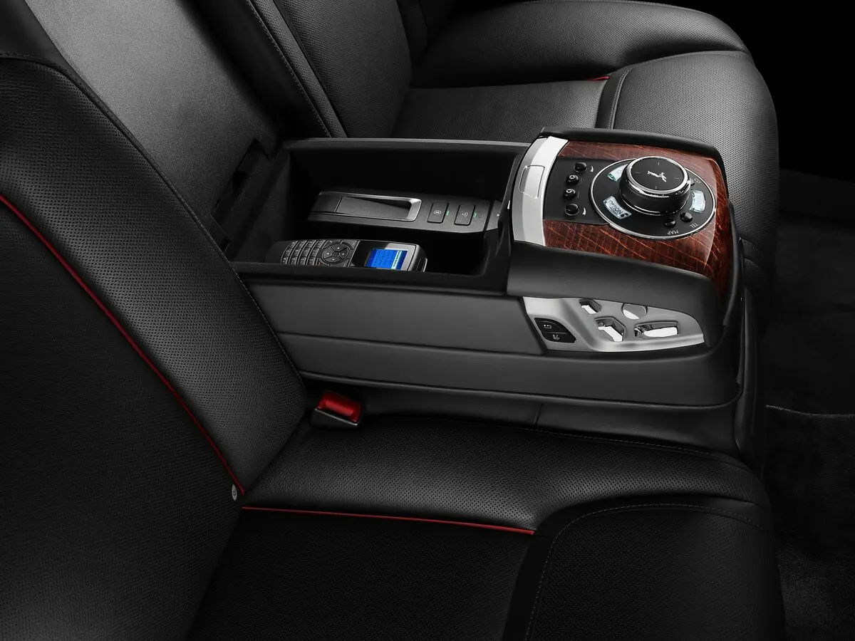 Rolls-Royce Ghost I Рестайлинг (Series II) Седан — фото 11