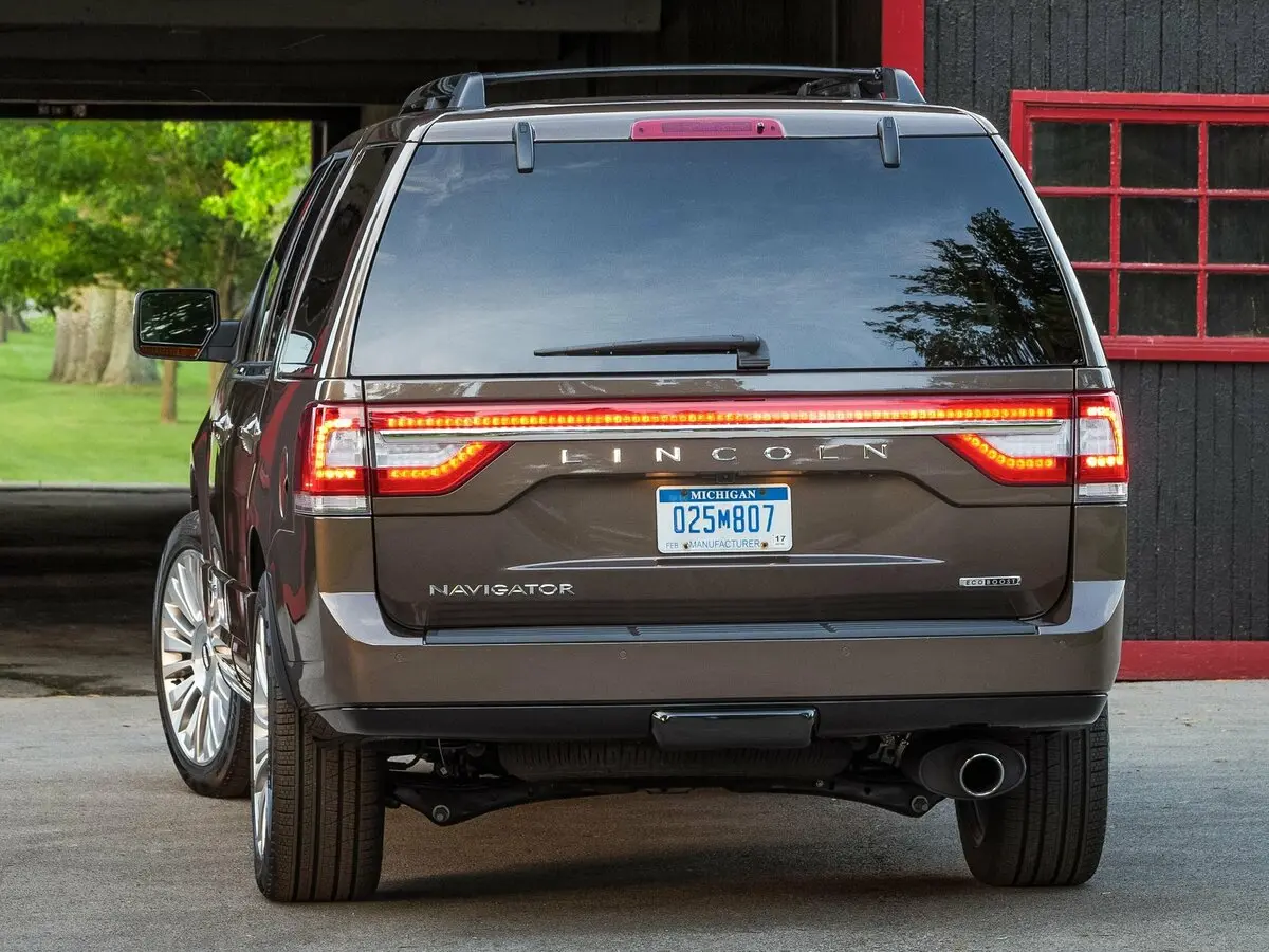 Lincoln Navigator III Рестайлинг Внедорожник 5 дв. — сүрөт 4