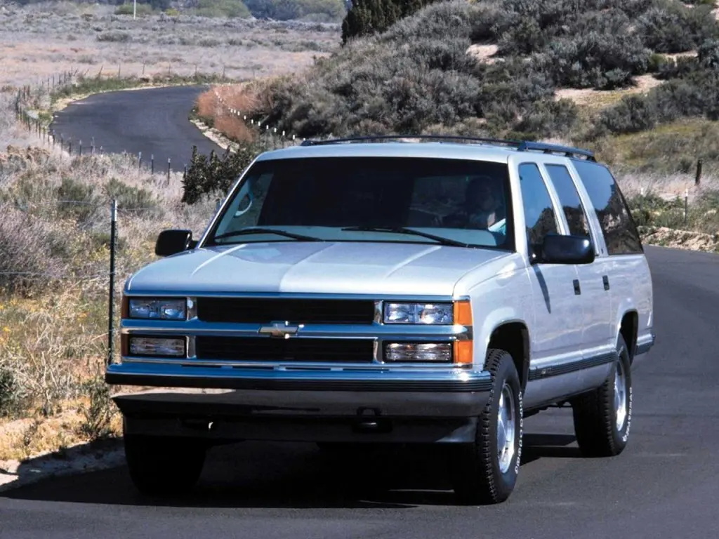 Chevrolet Suburban VIII Внедорожник 5 дв. — сүрөт 3