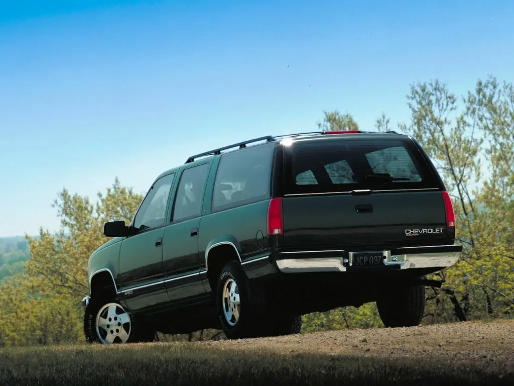 Chevrolet Suburban VIII Внедорожник 5 дв. — сүрөт 4