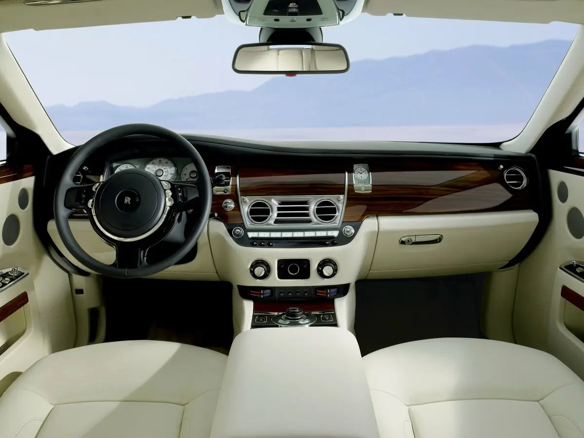 Rolls-Royce Ghost I (Series I) Седан Extended — фото 5