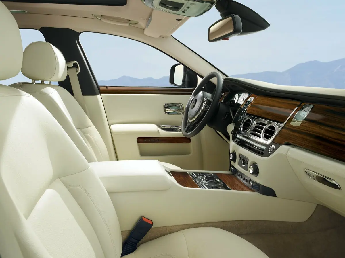 Rolls-Royce Ghost I (Series I) Седан Extended — фото 6
