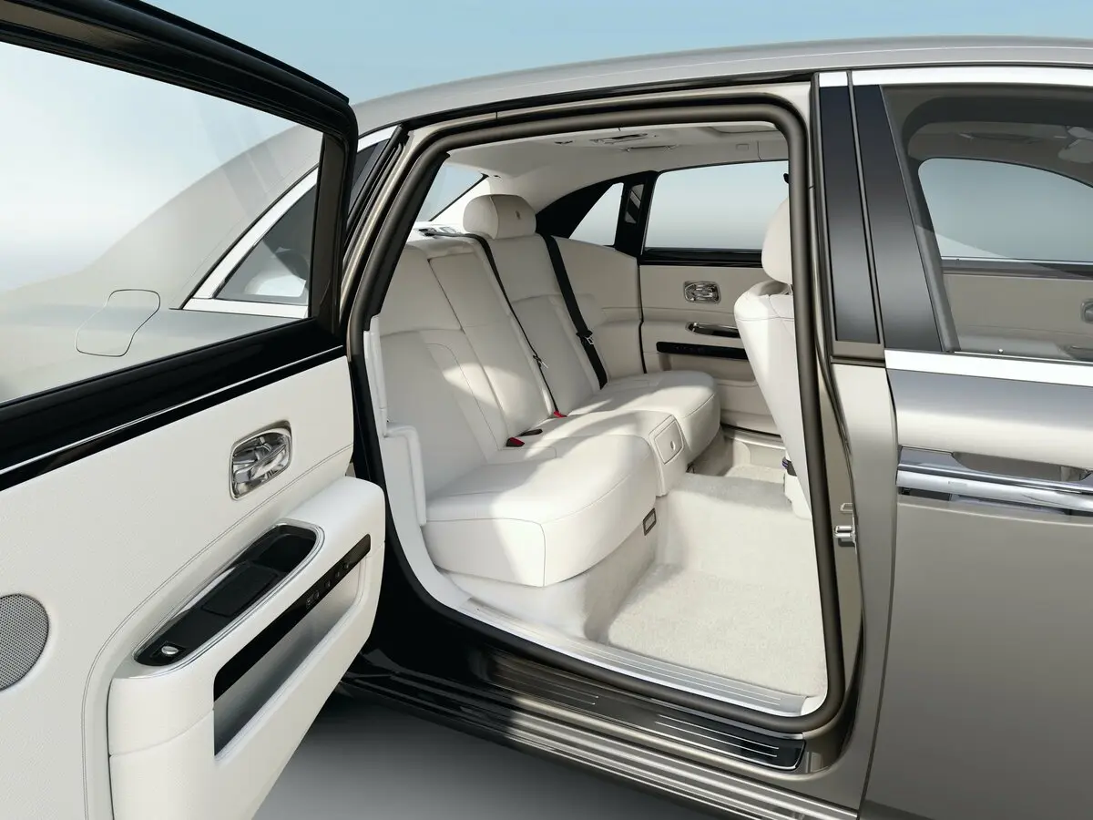 Rolls-Royce Ghost I (Series I) Седан Extended — фото 10