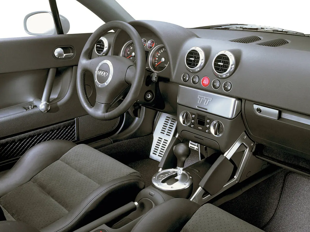 Audi TT I (8N) Рестайлинг Купе — сүрөт 7