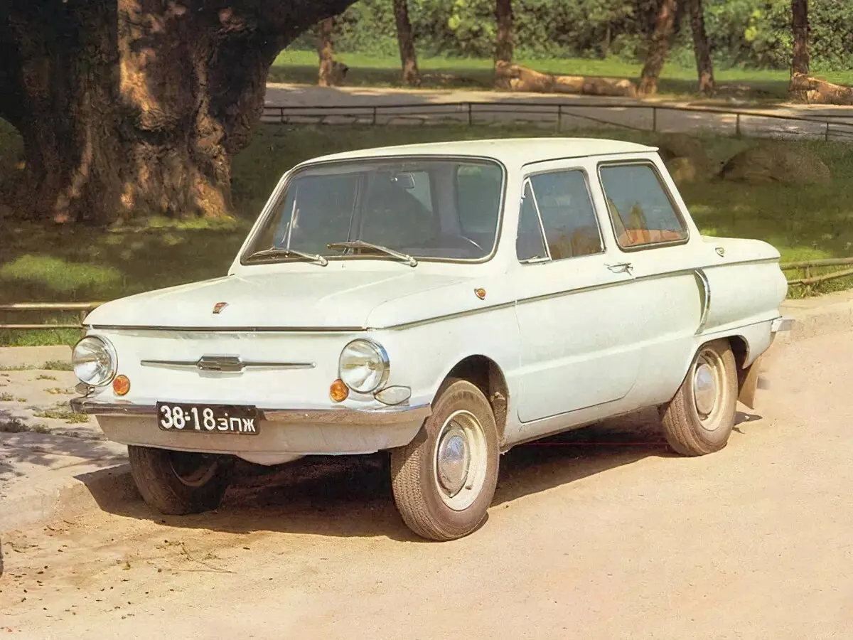 ЗАЗ 968 1972 – 1994 Седан 2 дв. — сүрөт 3