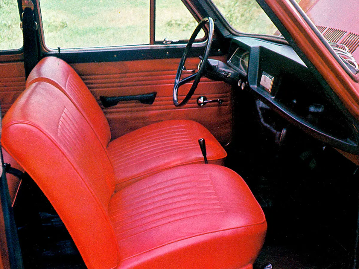 ЗАЗ 968 1972 – 1994 Седан 2 дв. — сүрөт 5