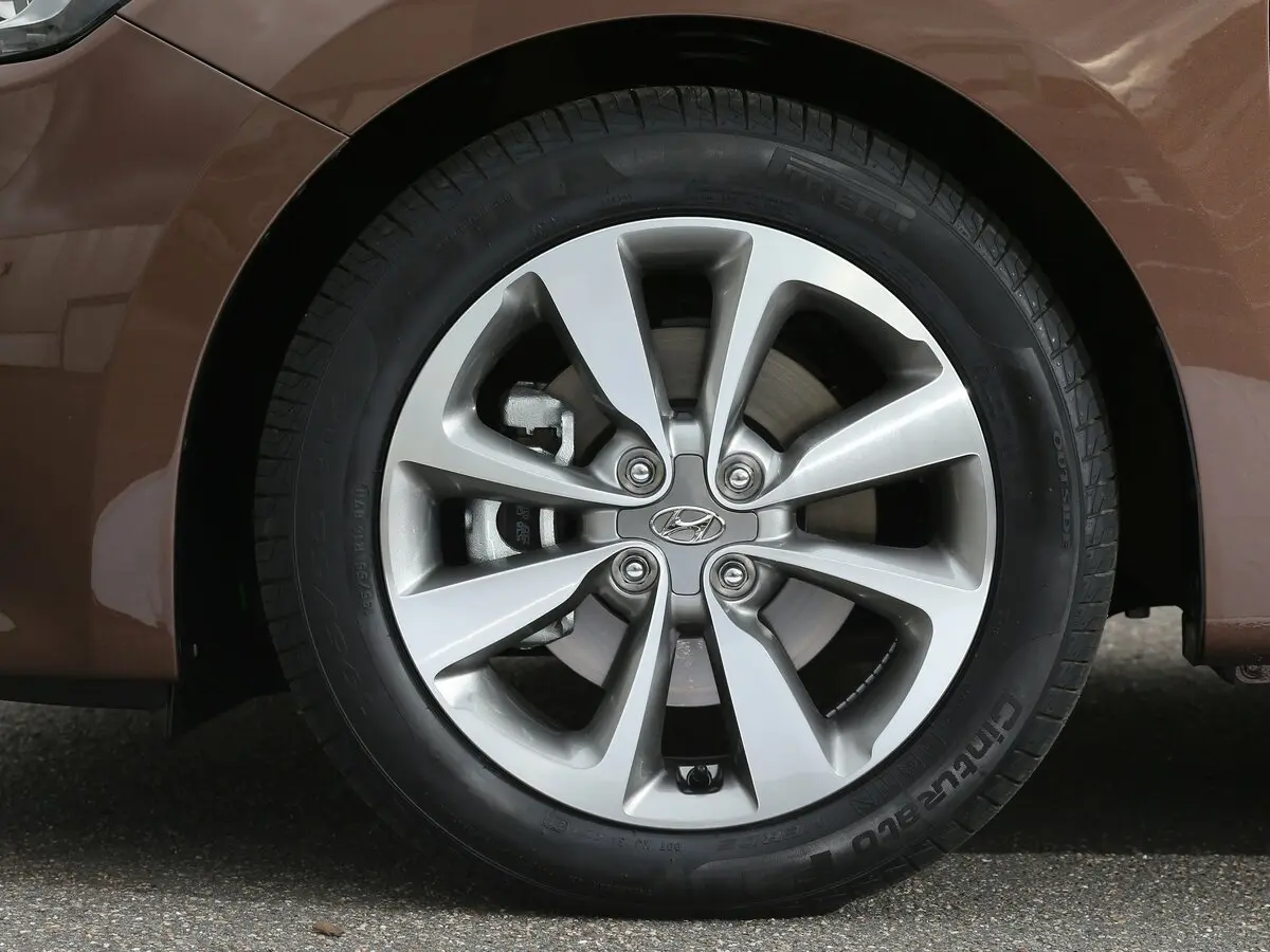 Hyundai i20 II Хэтчбек 5 дв. — сүрөт 16