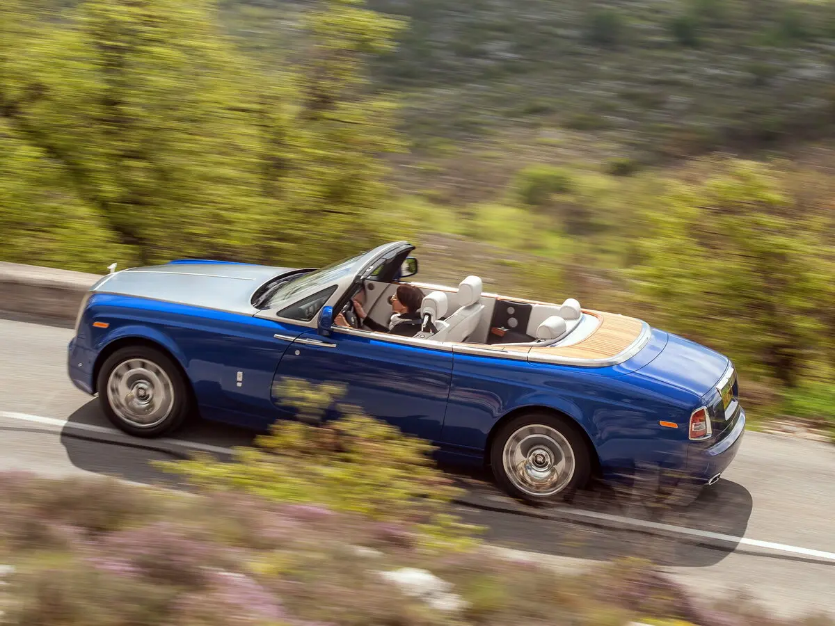 Rolls-Royce Phantom VII Рестайлинг (Series II) Кабриолет — сүрөт 5