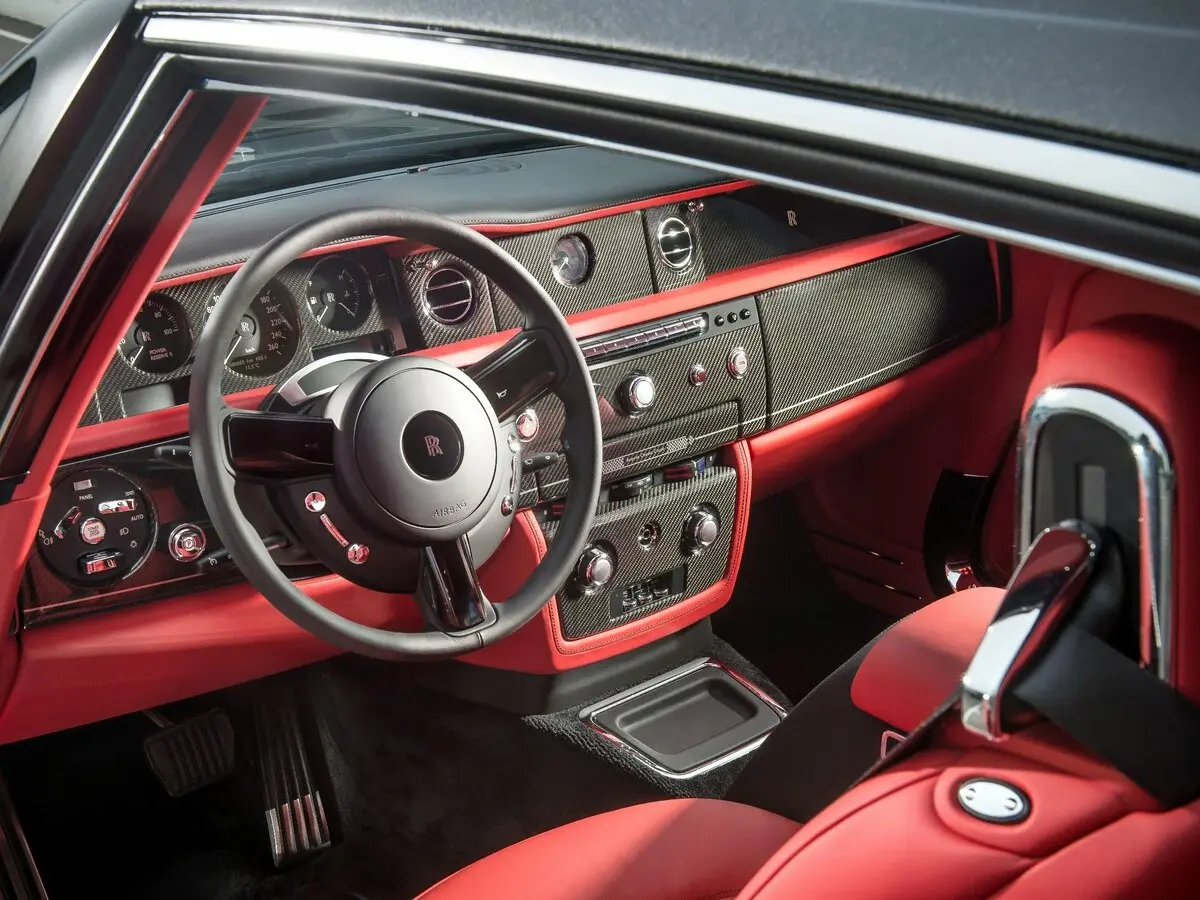 Rolls-Royce Phantom VII Рестайлинг (Series II) Купе — photo 5