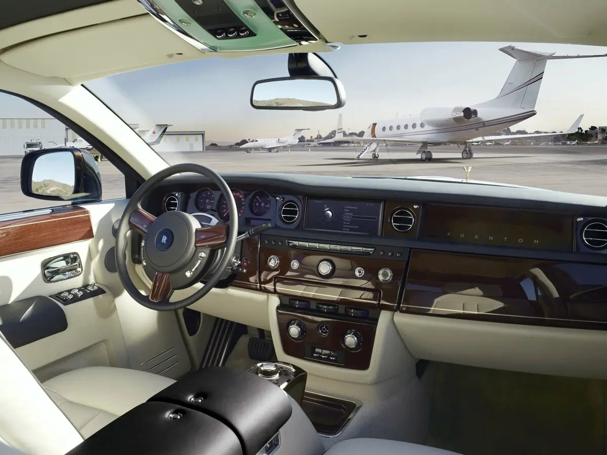 Rolls-Royce Phantom VII Рестайлинг (Series II) Седан — сүрөт 6