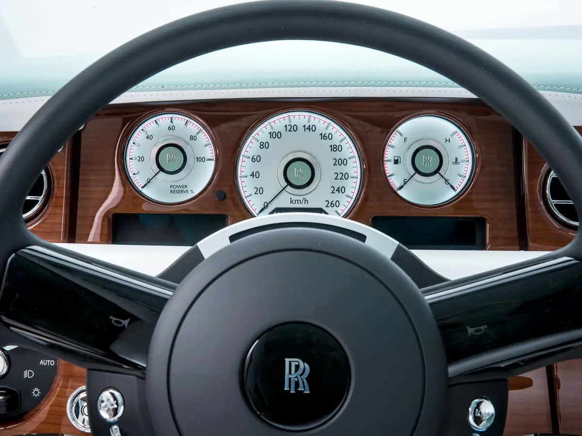 Rolls-Royce Phantom VII Рестайлинг (Series II) Седан — сүрөт 8