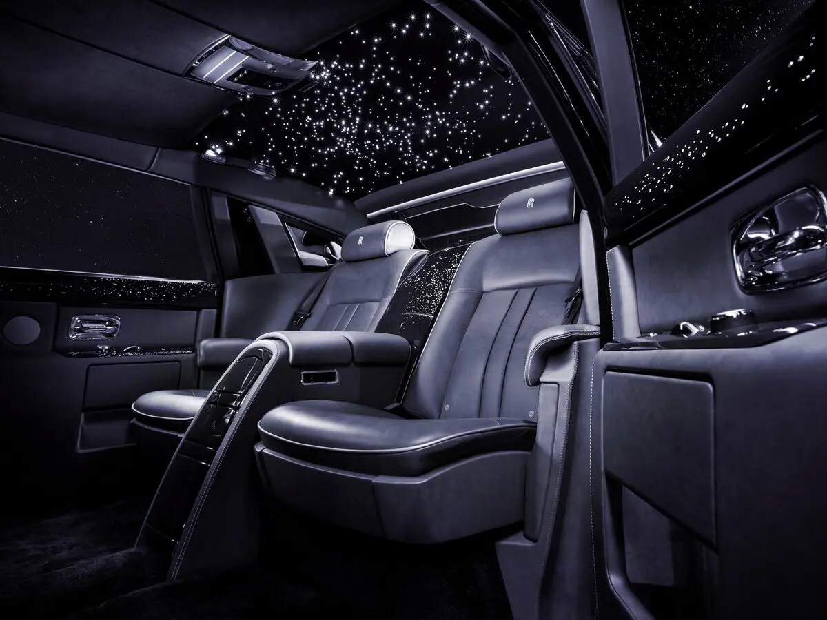 Rolls-Royce Phantom VII Рестайлинг (Series II) Седан — сүрөт 11