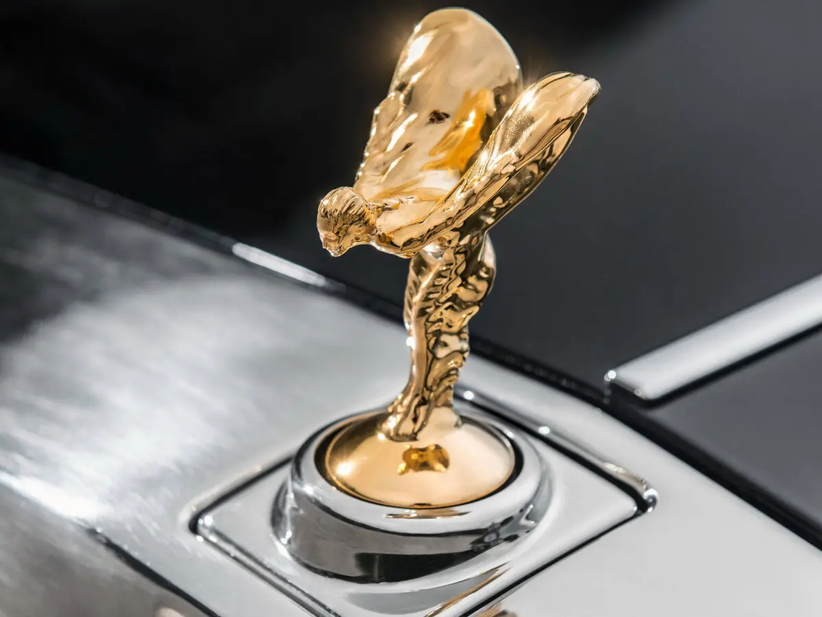 Rolls-Royce Phantom VII Рестайлинг (Series II) Седан Long — 照片 9