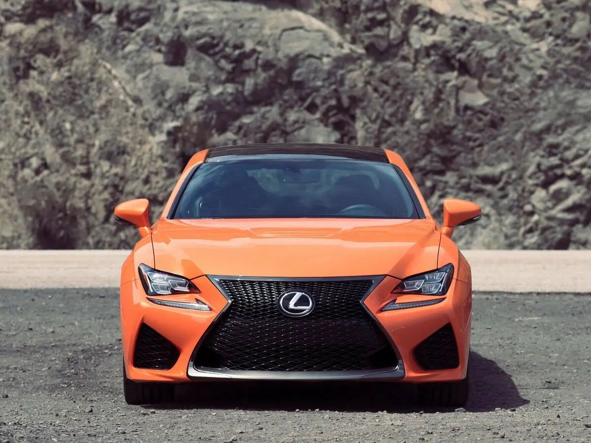 Lexus RC F I Купе — 照片 3