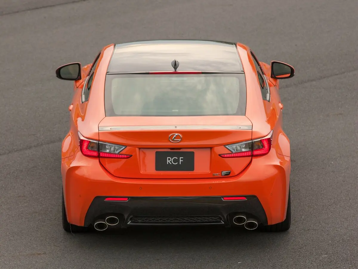 Lexus RC F I Купе — 照片 4