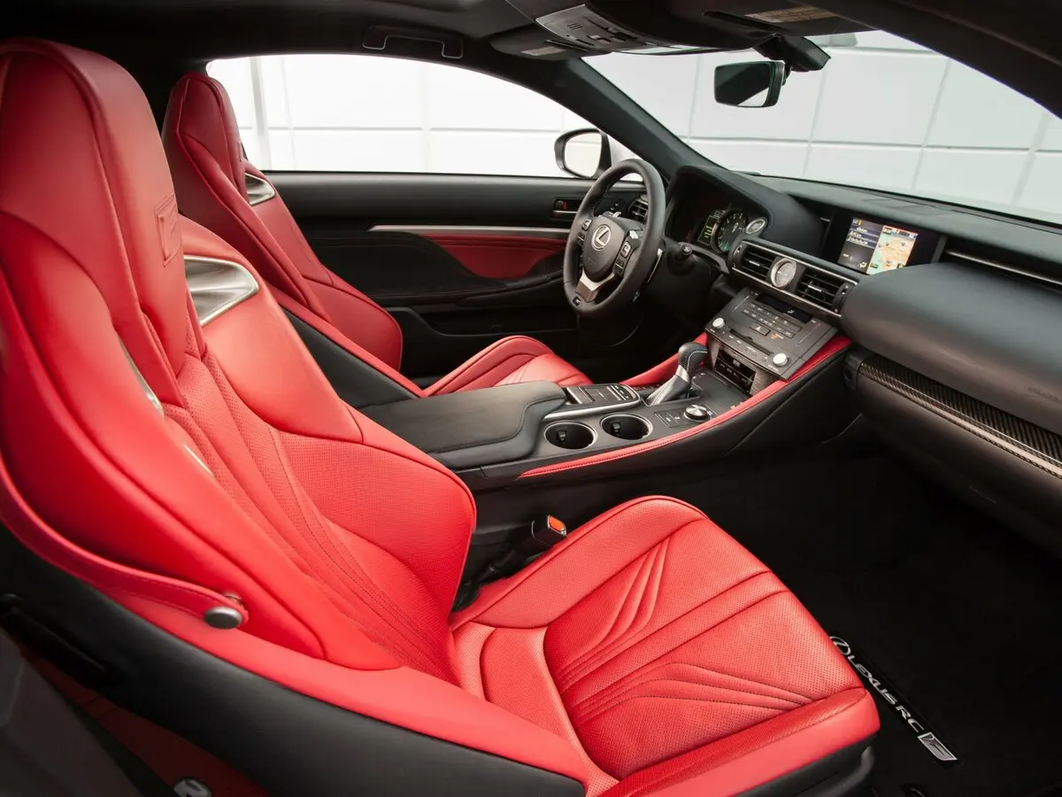 Lexus RC F I Купе — 照片 7