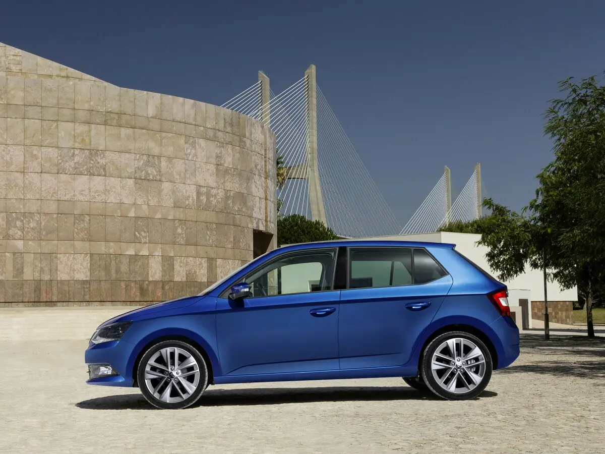 Skoda Fabia III Хэтчбек 5 дв. — фото 2