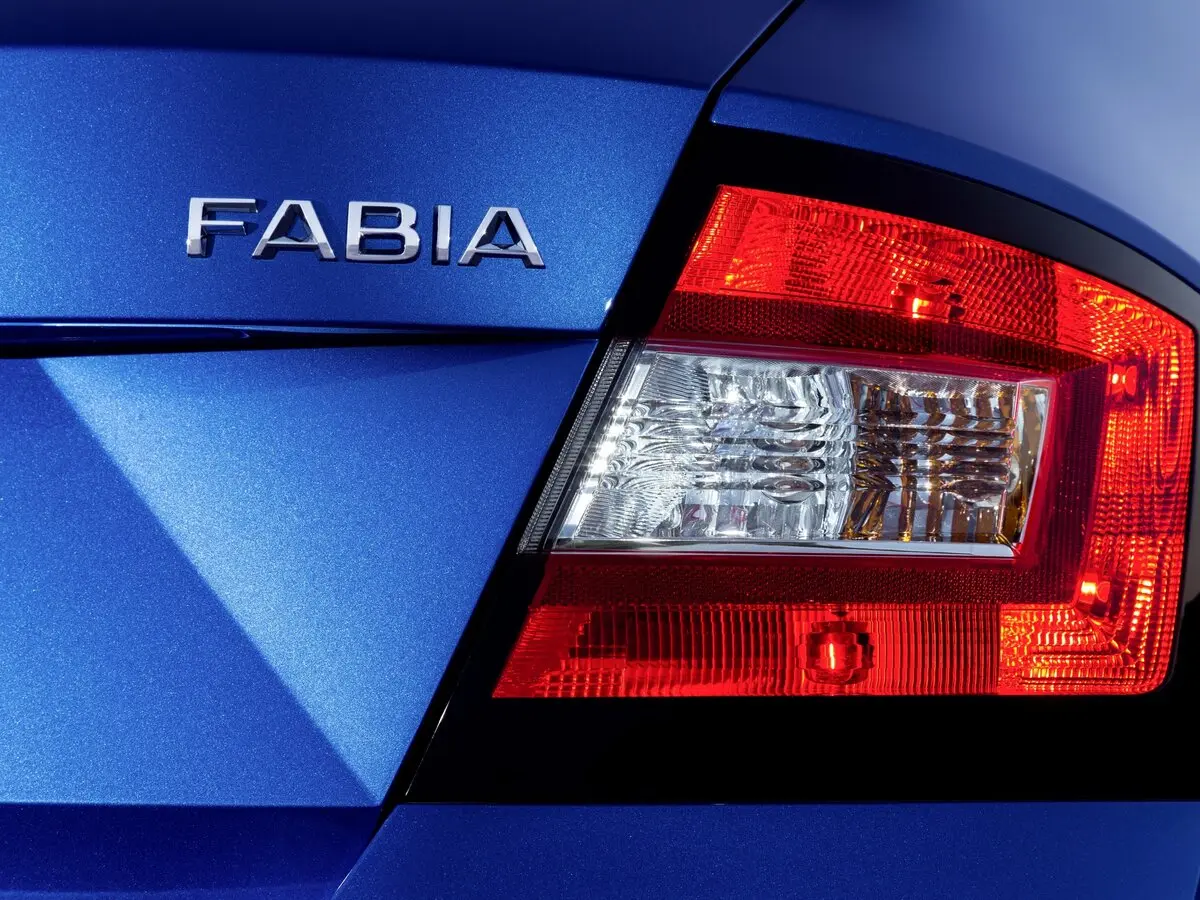 Skoda Fabia III Хэтчбек 5 дв. — фото 12