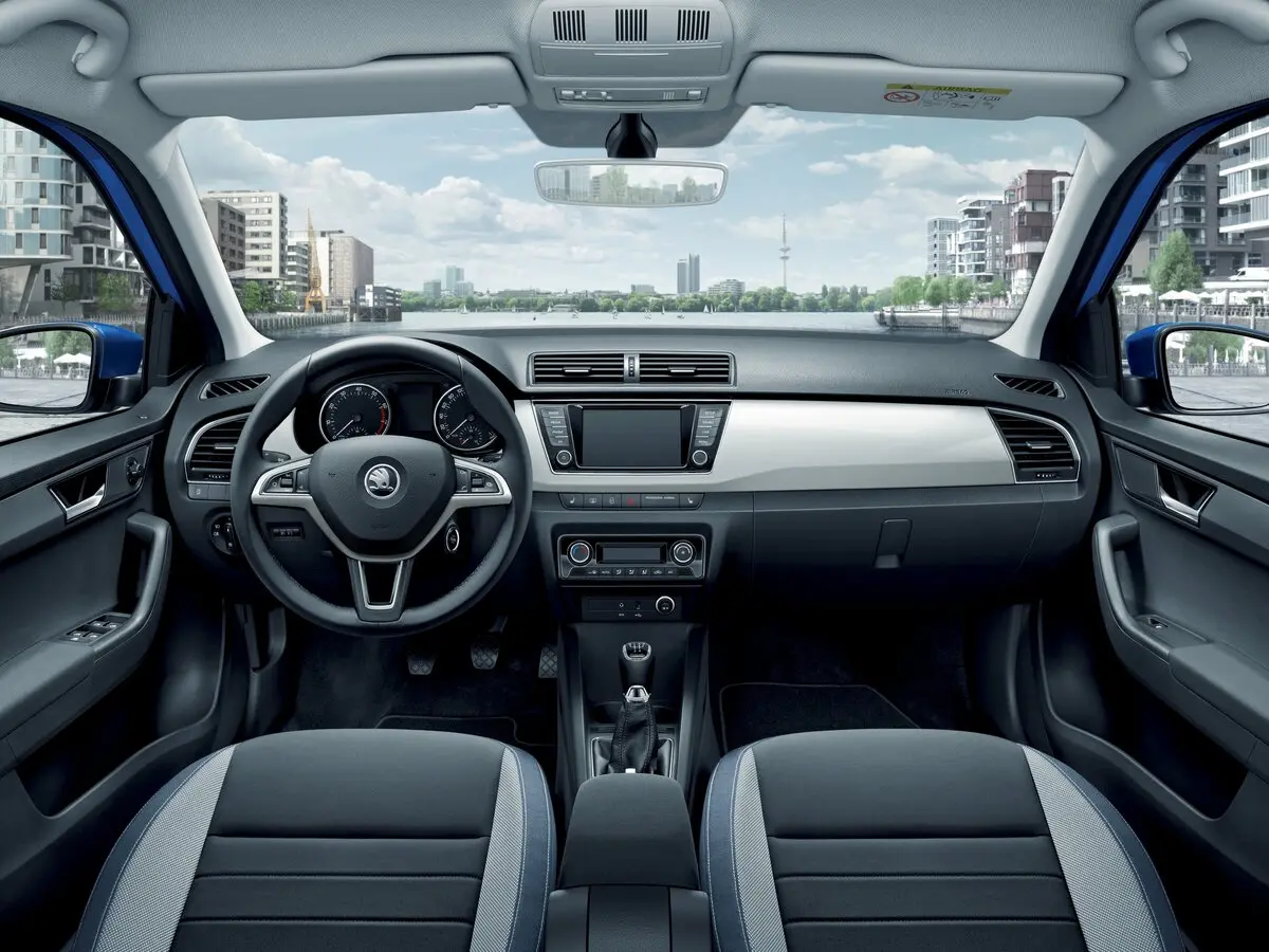 Skoda Fabia III Универсал 5 дв. — фото 4
