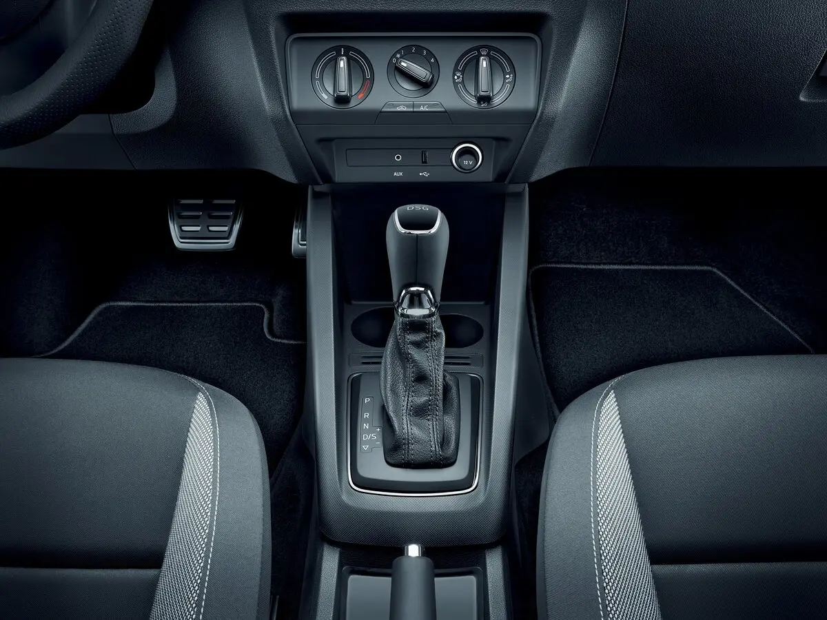 Skoda Fabia III Универсал 5 дв. — фото 8