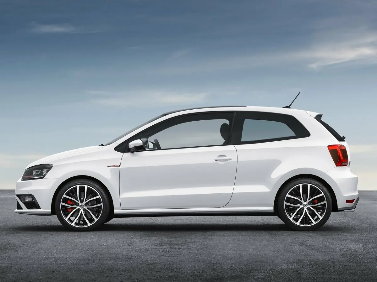 Volkswagen Polo GTI V Рестайлинг Хэтчбек 3 дв. — сүрөт 2