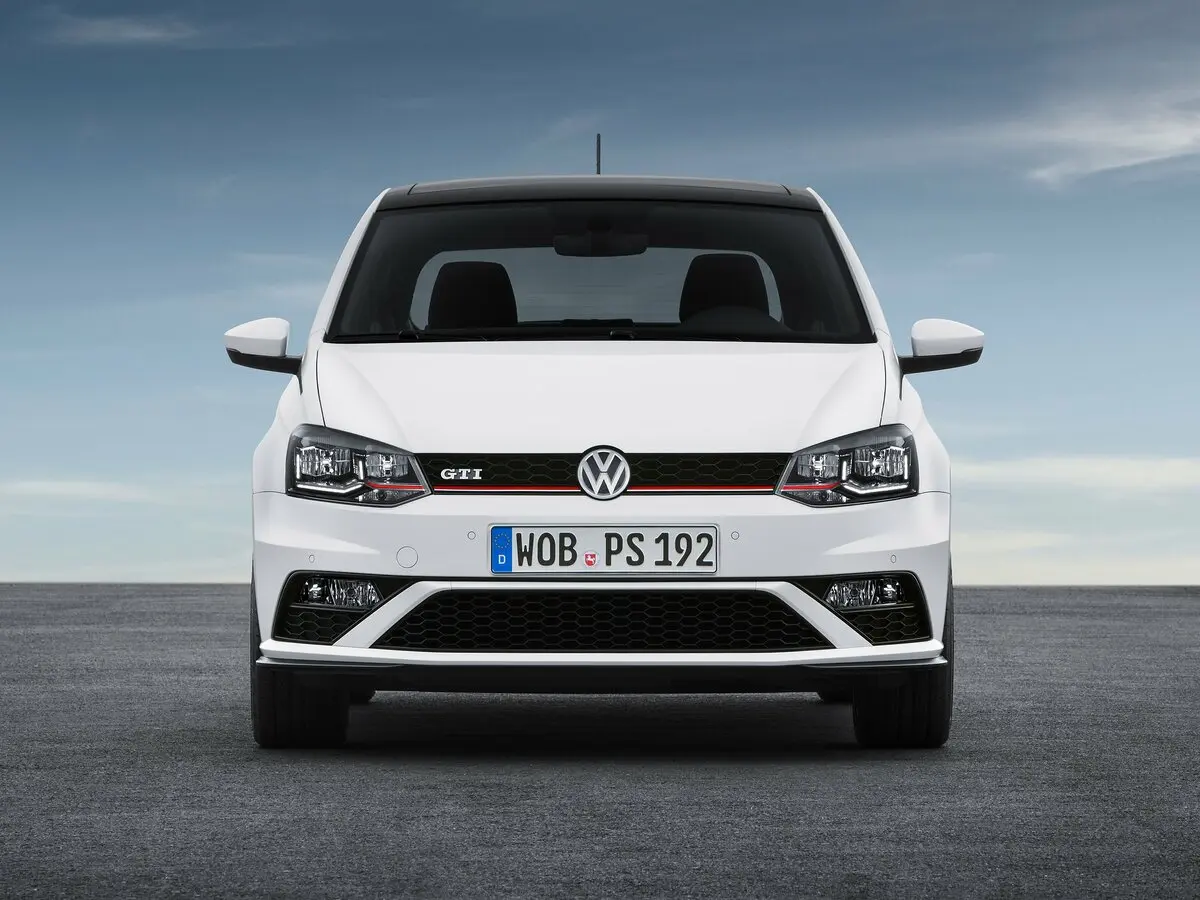 Volkswagen Polo GTI V Рестайлинг Хэтчбек 3 дв. — сүрөт 3